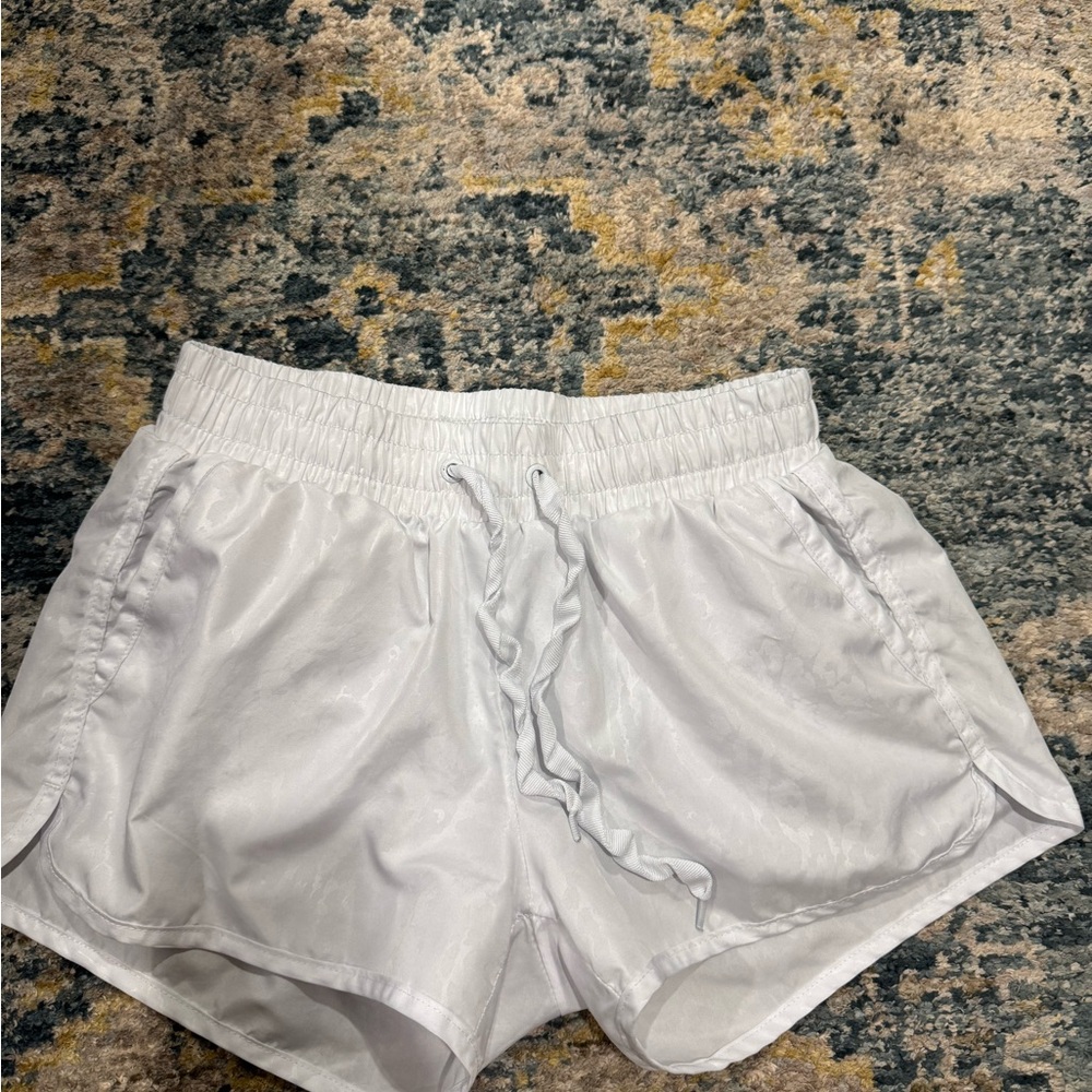 Zyia active White Women's Shorts